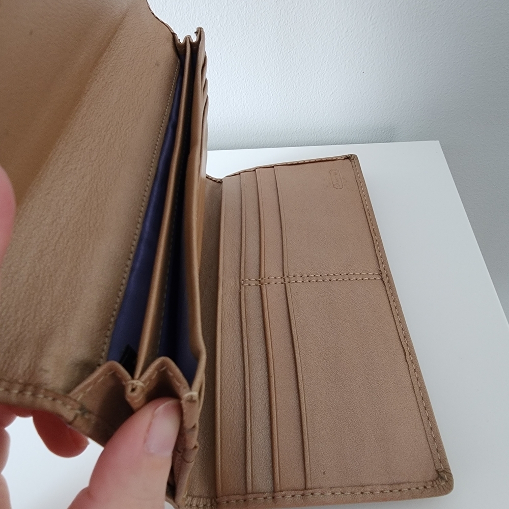 Coach Rare Vintage Trifold Leather Brown Women's Wallet - Picture 7 of 8